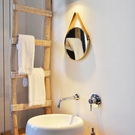 Lo Spazio Di Mima Noto